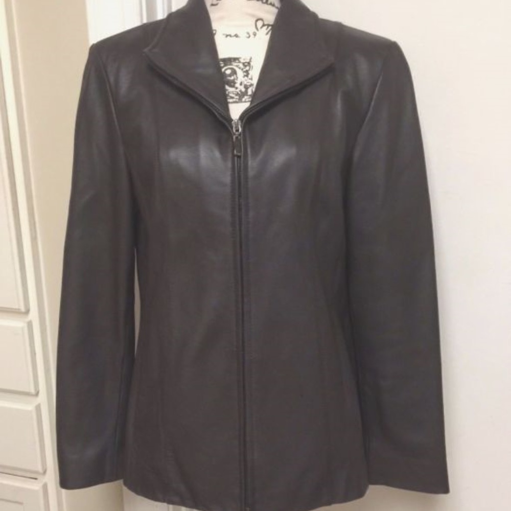 leather jacket - Picture 3 of 3
